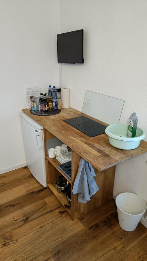 Apartments & Moeblierte Zimmer In Kahl Am Main, Kontaktloser Self Check-In, W-Lan, Schreibtisch, Duschbad, Kuechenzeile, Pkw-Plaetze Kahl am Main Exterior foto